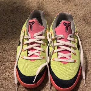Kobe girls sneakers